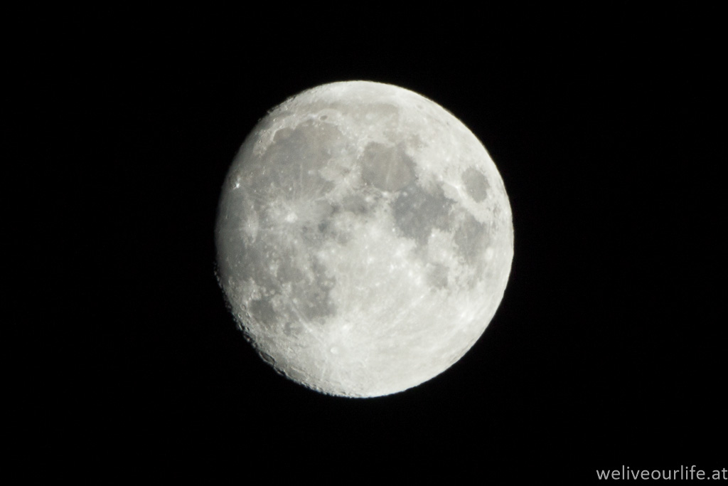 Mond vom 4. November 2014